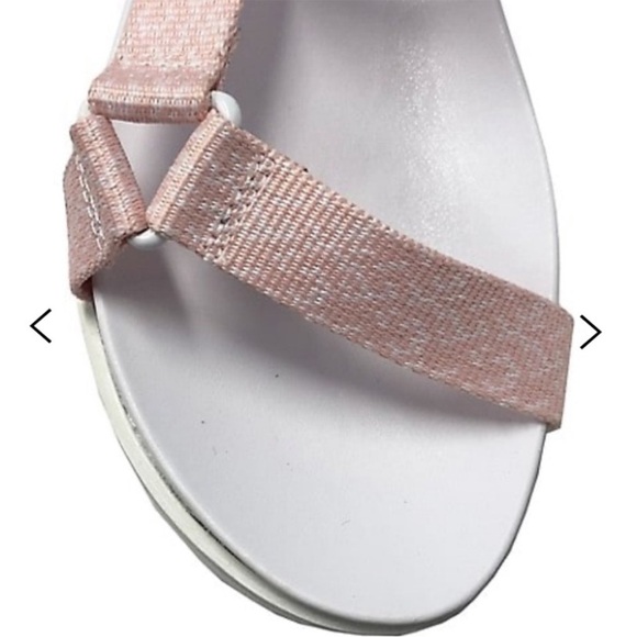 🌿 Pink Teva Like Sandals - Picture 2 of 6